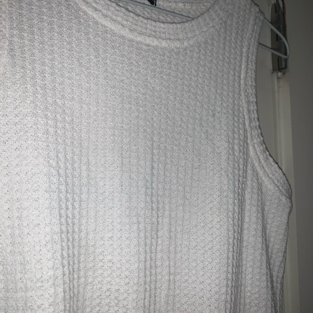 Shirt - Picture 2 of 3